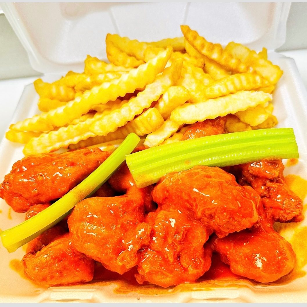 5 Piece Boneless Wings Combo.